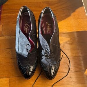 Made in Italy Black heel Oxfords